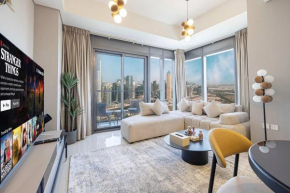 Modern 3-Bedroom Apartment with Breathtaking City Views